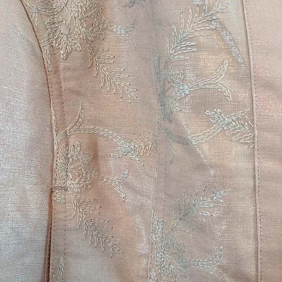 Chico’s Blush Pink Embroidered Linen Jacket Size One - Picture 2 of 7
